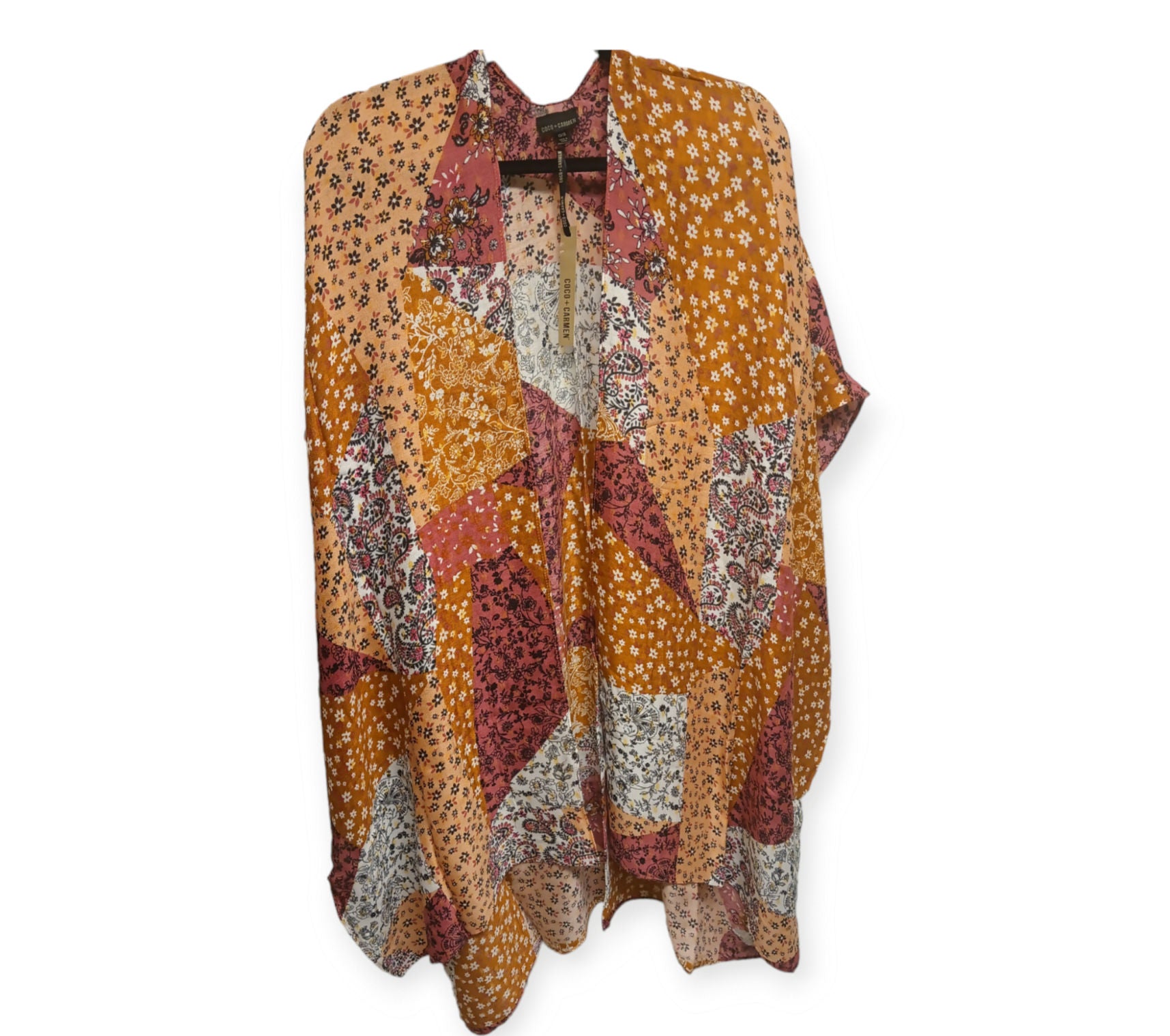 Coco + Carmen Mya Kimono Living Coral Quilt image 0